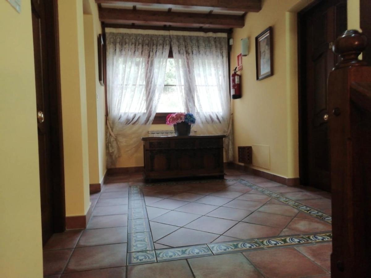 Apartamentos Rurales La Vina Cangas de Onis Exterior photo